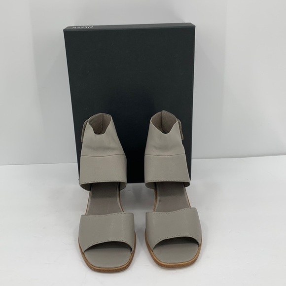 Eileen Fisher Arts ankle cuff sandal shoe taupe gray dark pearl strap new 9 - Picture 1 of 7